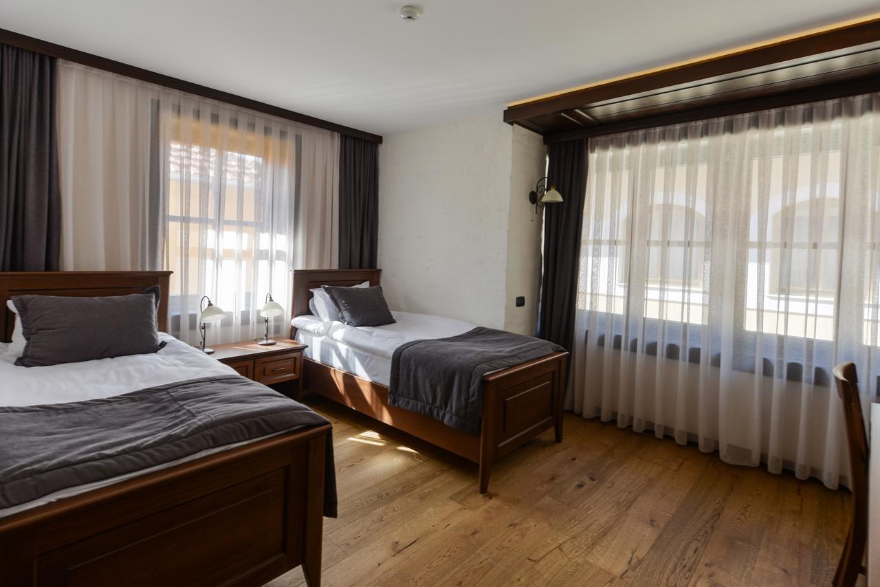 Hotel Barleti بريزرن المظهر الخارجي الصورة